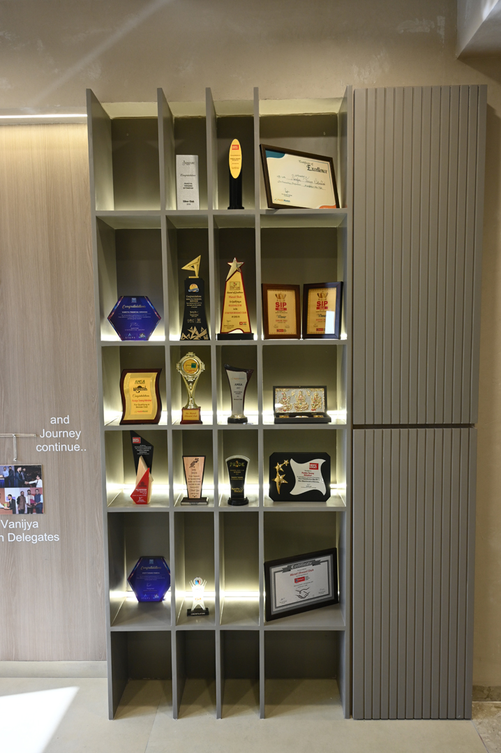 Vanijya Financial Services, 1105, Binori Square-1, ISCON-Ambli Road, Ahmedabad