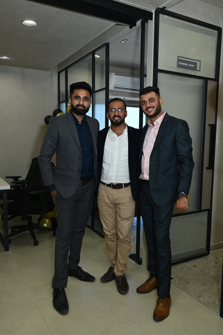 Vanijya Financial Services, 1105, Binori Square-1, ISCON-Ambli Road, Ahmedabad